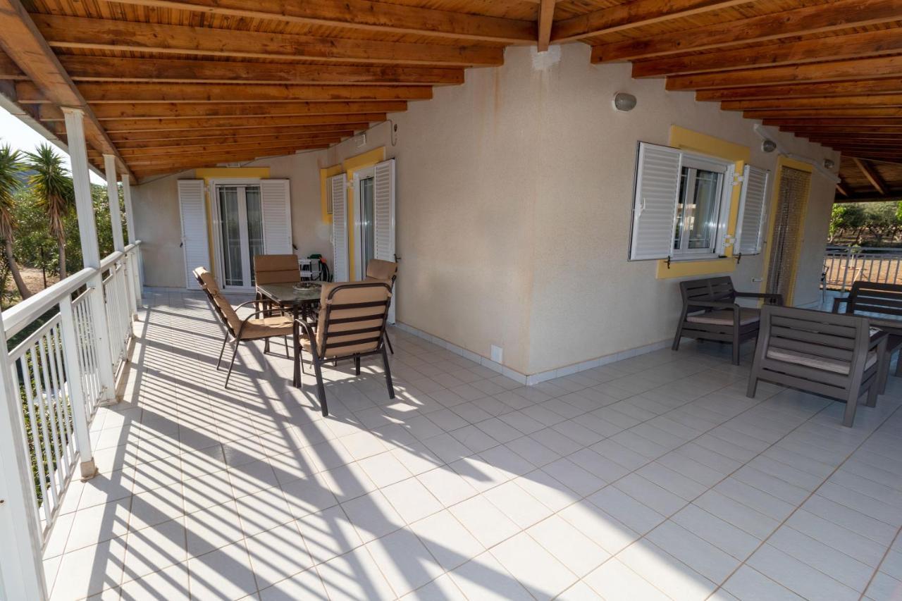 Fully Equipped Beach House At Pachia Ammos Plytra Zewnętrze zdjęcie